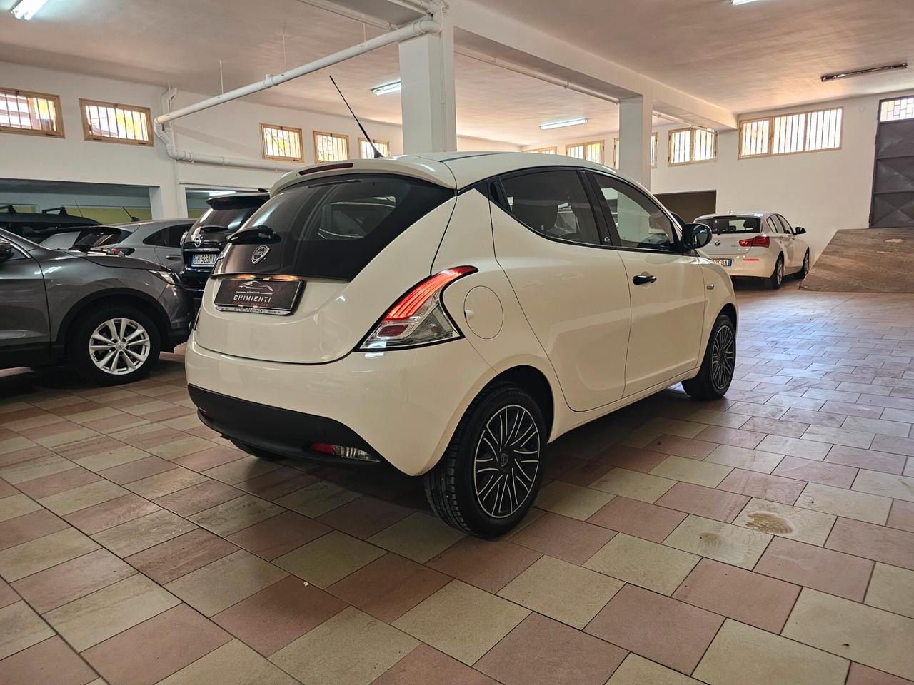 Lancia Ypsilon 1.2 69 CV 5 porte Gold