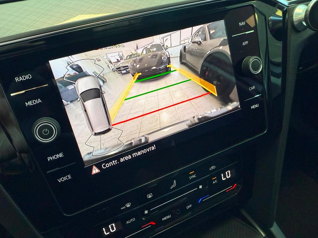 VOLKSWAGEN PASSAT 2.0 TDI DSG ITALIANA DOPPIO TRENO LED