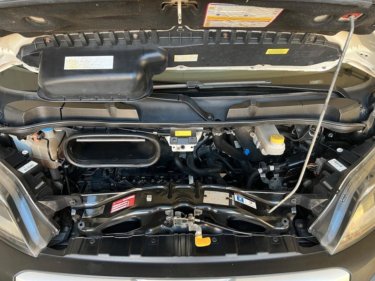 Peugeot Boxer 330 2.0 BlueHDi/160CV FAP PC-TN Combi Premium