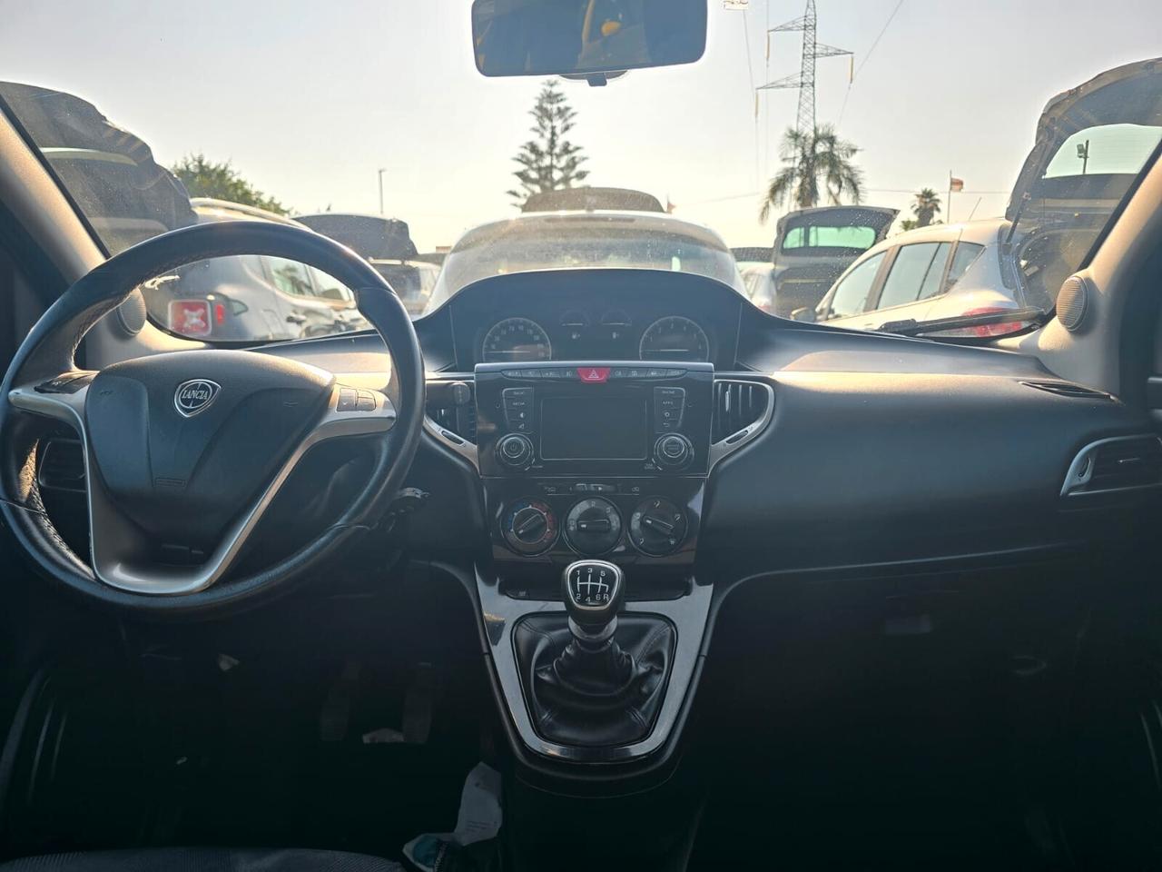 Lancia Ypsilon 1.0HYBRID 71CV GOLD EDITION ITALIANA