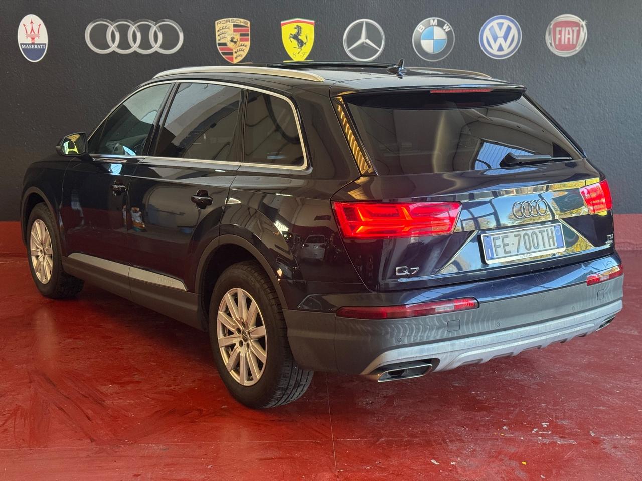Audi Q7 3.0 TDI 7 POSTI GANCIO TRAINO TETTUCCIO