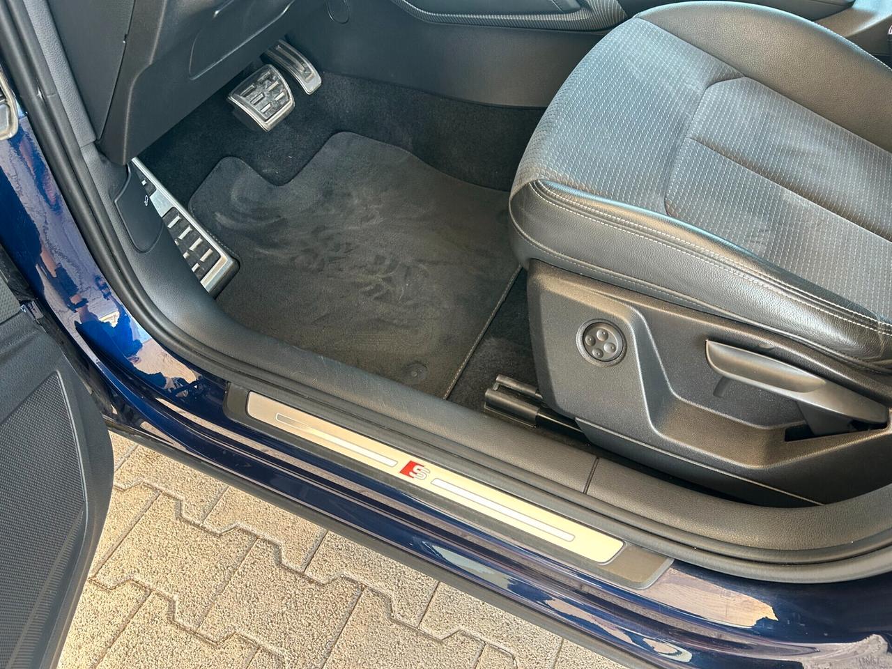 Audi Q2 30 TDI S line Edition