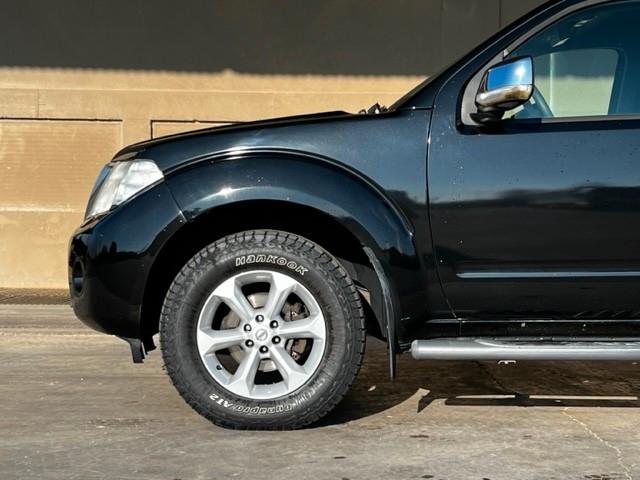 NISSAN NAVARA 2.5L DOUBLE CAB