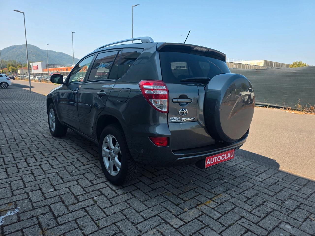 Toyota RAV 4 RAV4 2.2 D-4D 150 CV DPF Luxury