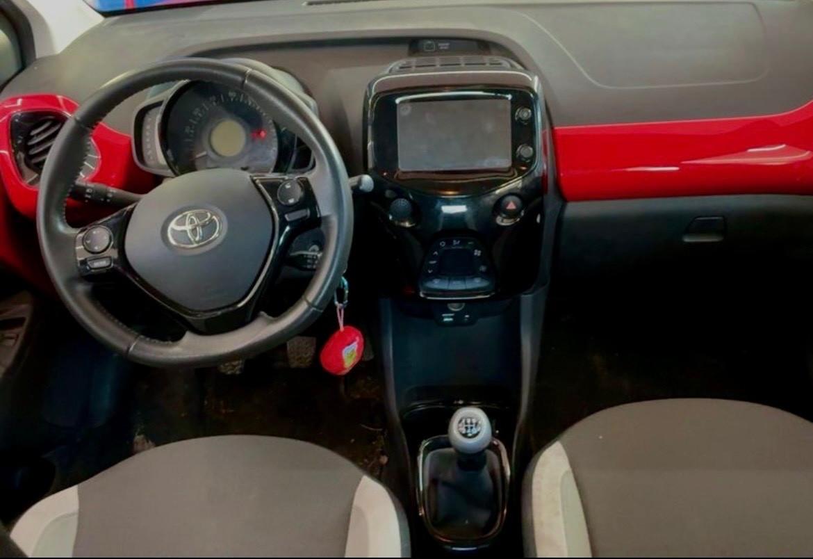 Toyota Aygo 1.0 x-play