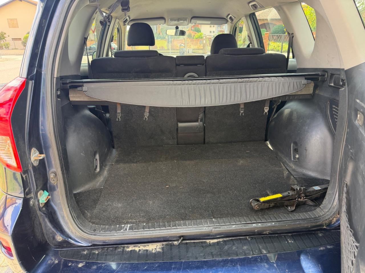 Toyota RAV 4 RAV4 2.2 D-4D 136 CV Luxury