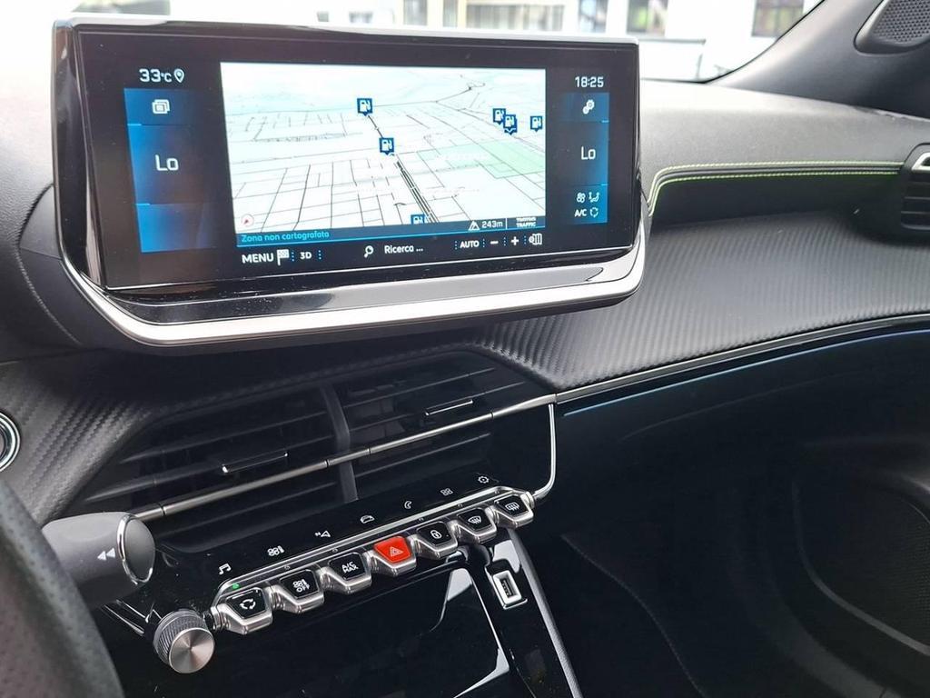Peugeot 2008 1.2 PureTech GT EAT