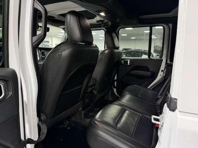 Jeep Wrangler WrangIer Unlimited Unlimited 2.2 Sah