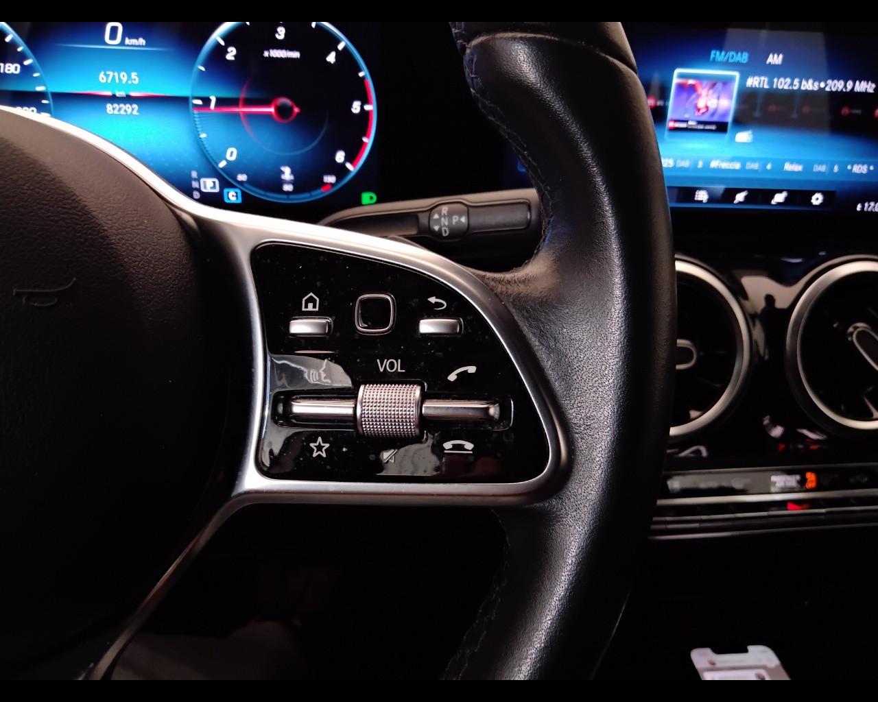 Mercedes-Benz Classe B - W247 2018 - B 180 d Sport Plus auto