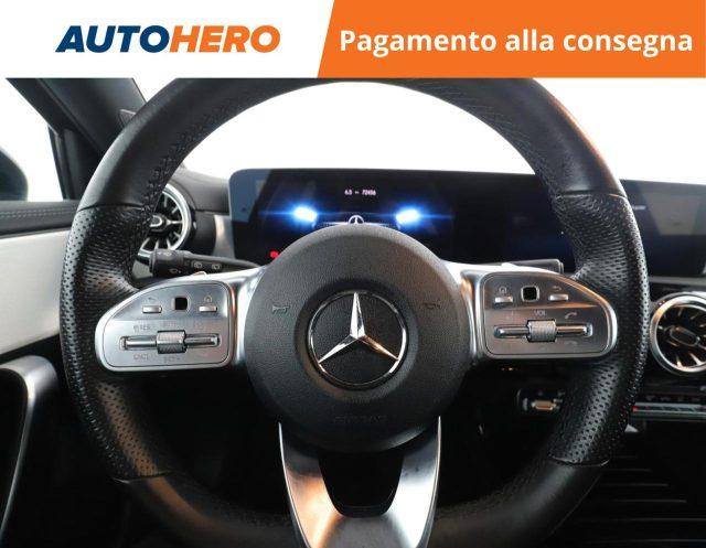 MERCEDES-BENZ A 180 d Automatic Premium