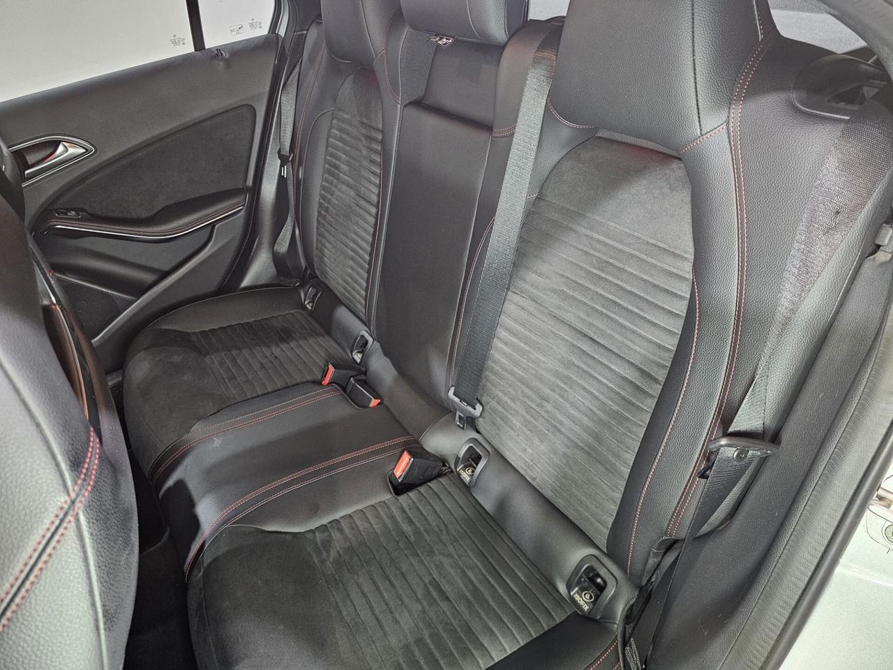 Mercedes-benz A 180 d Automatic Premium AMG