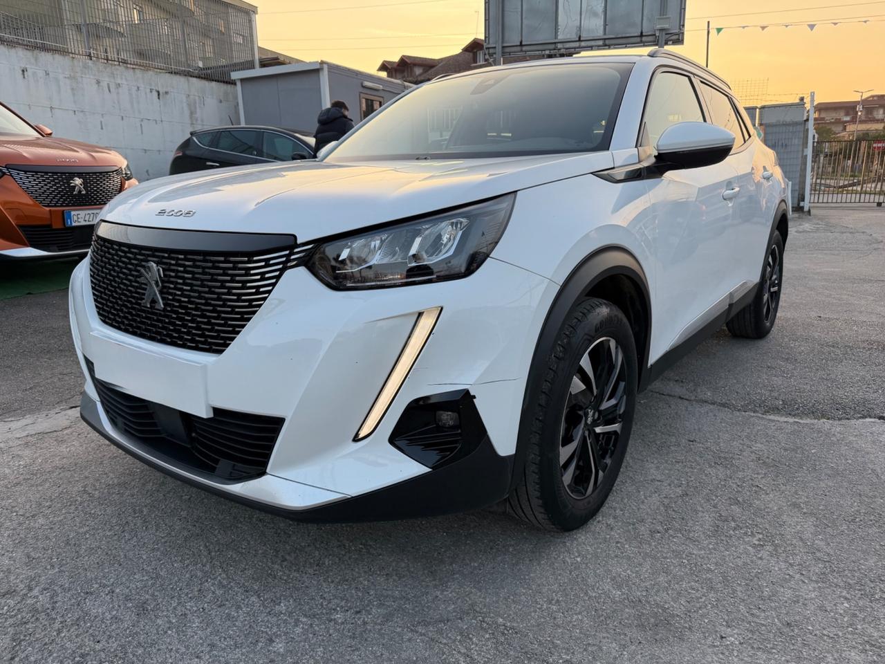 Peugeot 2008 BlueHDi 130 S&S EAT8 Allure