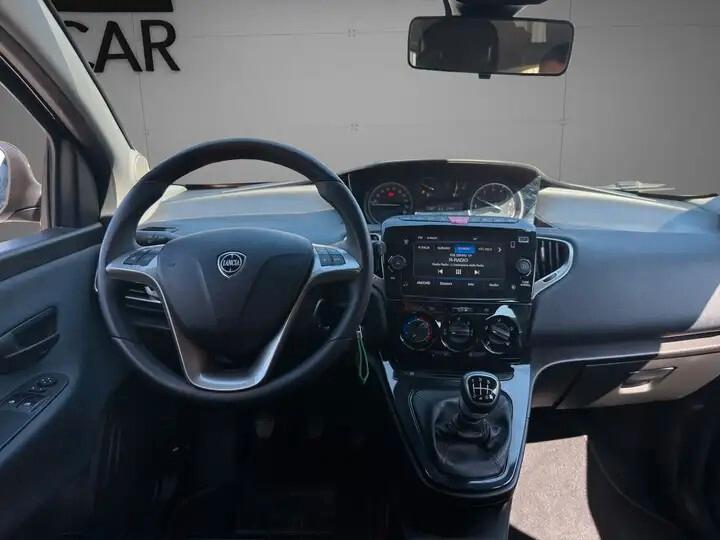 Lancia Ypsilon 1.0 FireFly 5 porte S&S Hybrid Gold UNIPRO -PROMO FINANZIAMENTO