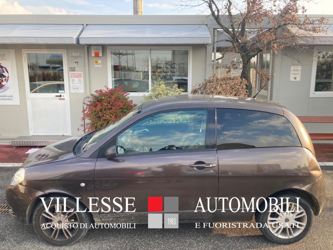 LANCIA YPSILON KM139.817(EDIZIONE LIMITATA VERSUS)