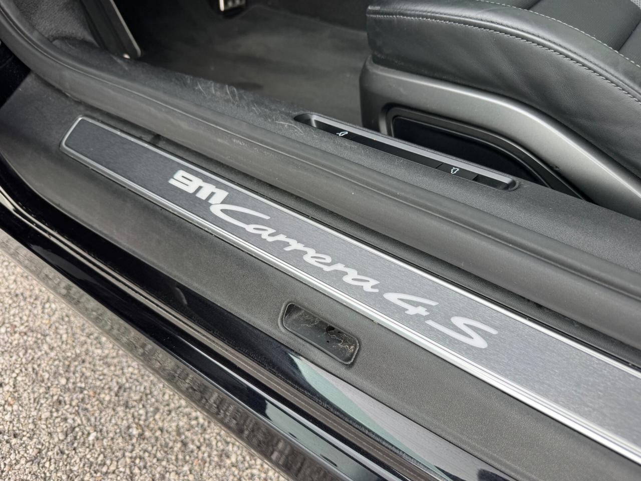 Porsche 911 Carrera 4S