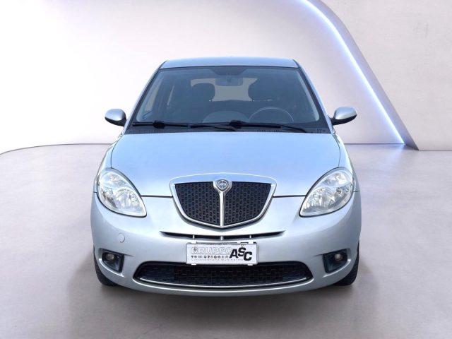 LANCIA Ypsilon 1.2 BENZ 60 CV Argento ADATTA A NEOPATENTATI