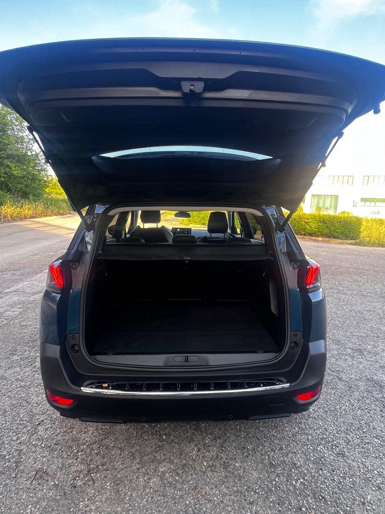 Peugeot 5008 BlueHDi 130 S&S EAT8 Allure