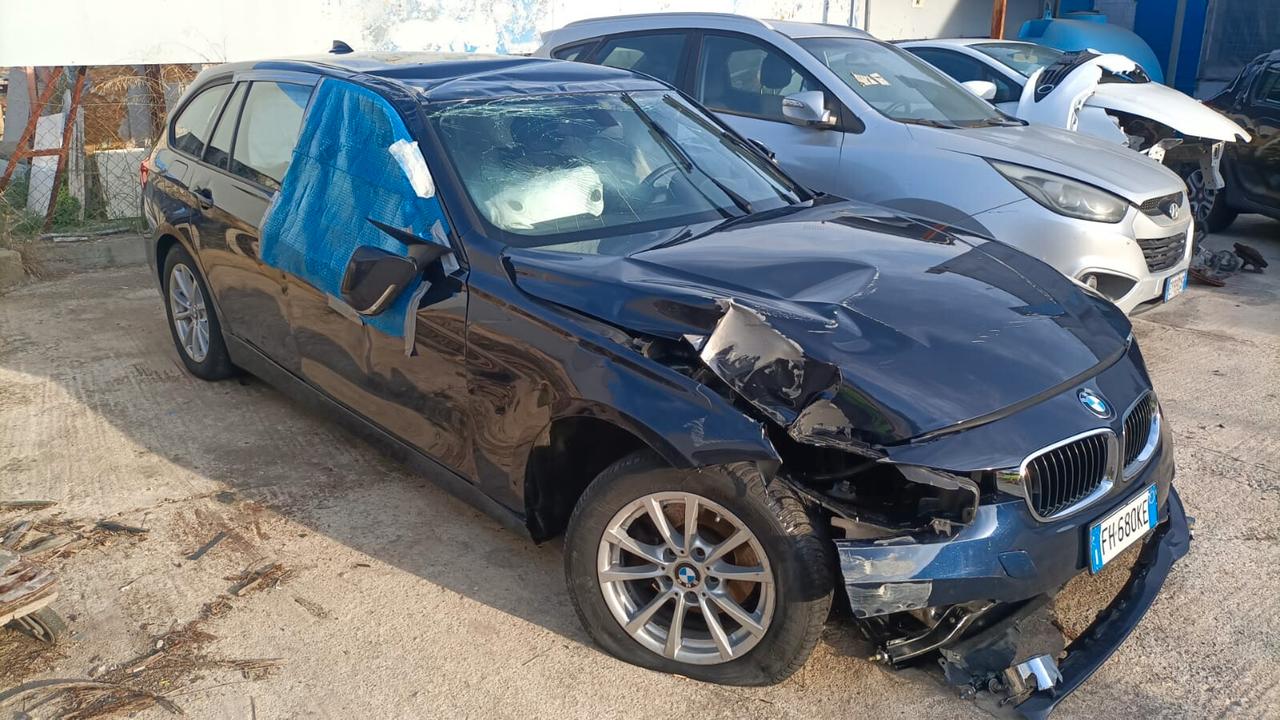 Bmw 316 sinistrata incidentata