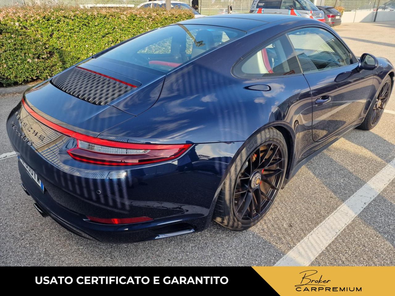 Porsche 911 3.0 Carrera 4 GTS auto