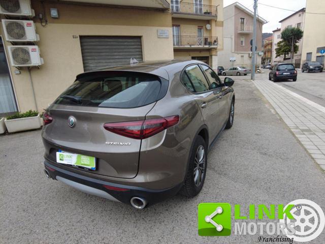 ALFA ROMEO Stelvio 2.2 Turbodiesel 180 CV AT8 Q4 Business