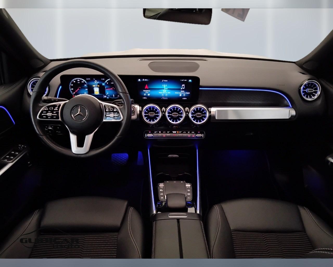 Mercedes-Benz GLB - X247 2019 - GLB 180 d Sport Plus auto