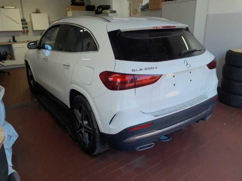 Mercedes-benz GLA 200 180 d Automatic AMG Line Premium