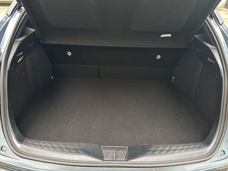 Toyota C-HR C-HR 2.0 hev Trend fwd e-cvt
