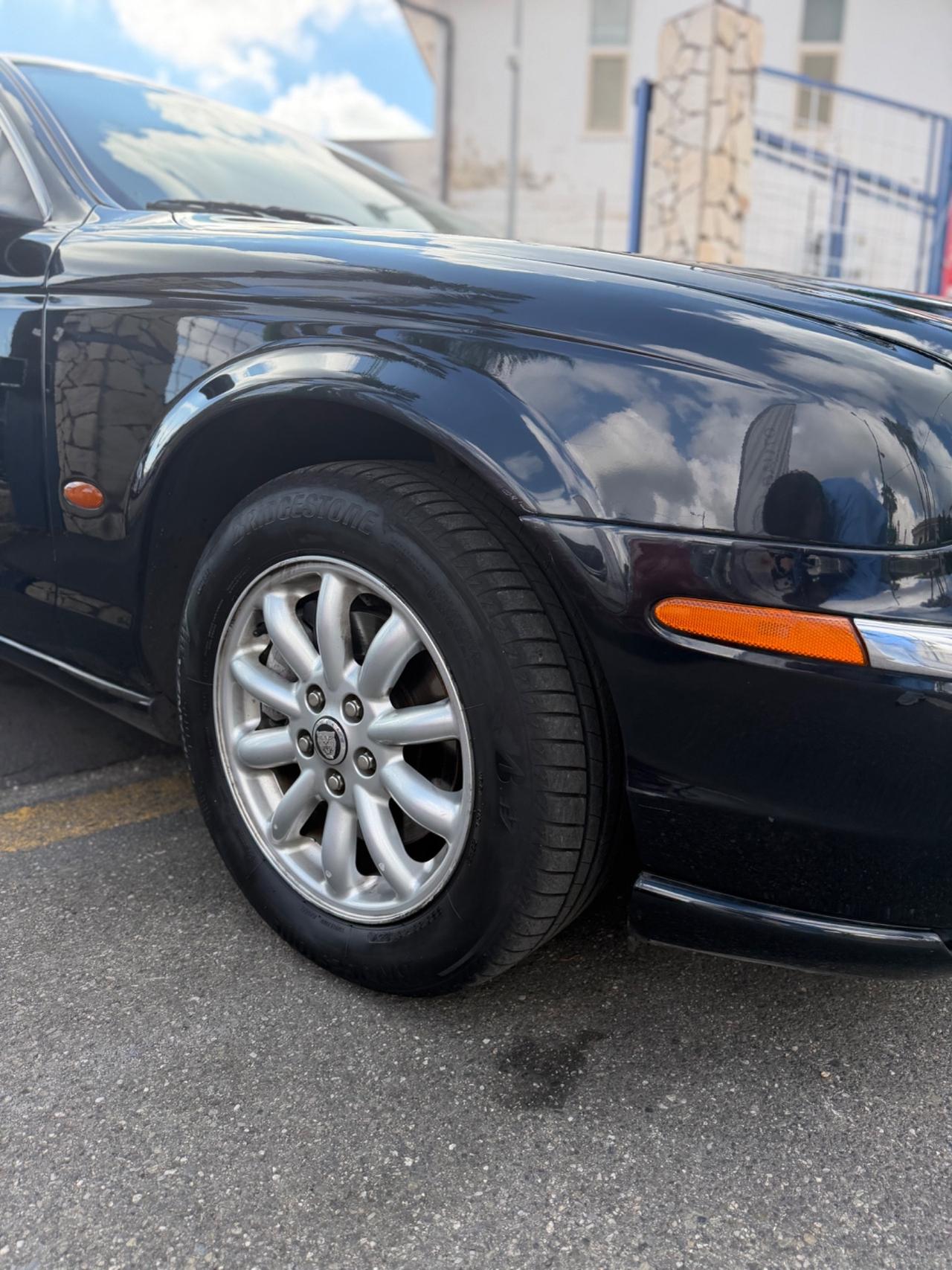 Jaguar S-Type 2.5 V6 cat Executive