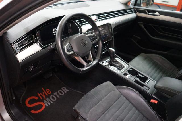 VOLKSWAGEN Passat Variant 2.0 TDI SCR EVO DSG Executive Certificata