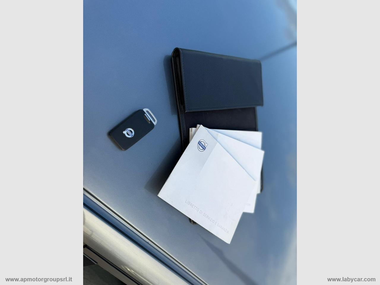 VOLVO V40 D2 Momentum