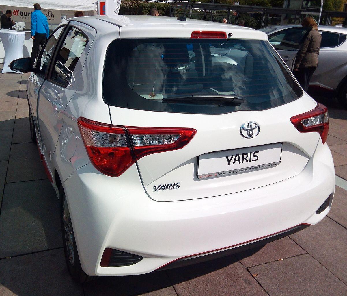 Toyota Yaris Hybrid - 2017 IN ARRIVO