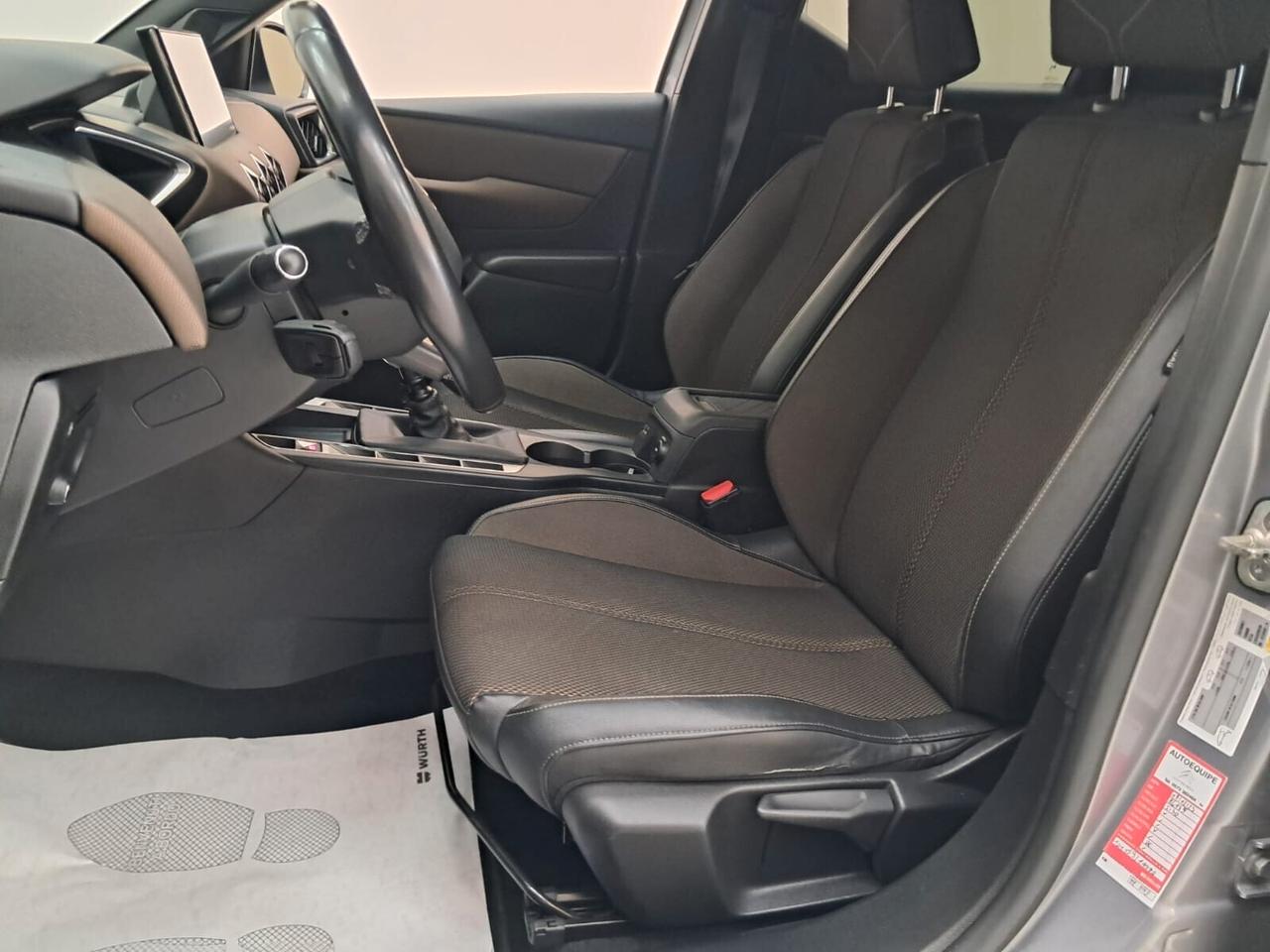 DS Automobiles DS 3 Crossback, 03/2021 1.5 bluehdi So Chic 100cv ADATTA A NEOPATENTATI