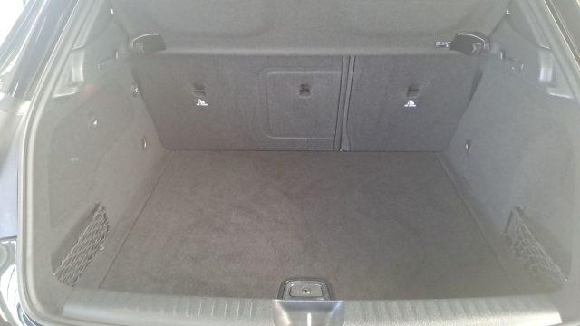 MERCEDES-BENZ GLA 200 d Automatic Premium