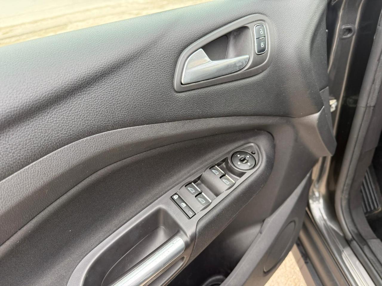 Ford C-Max 1.5 TDCi 120CV