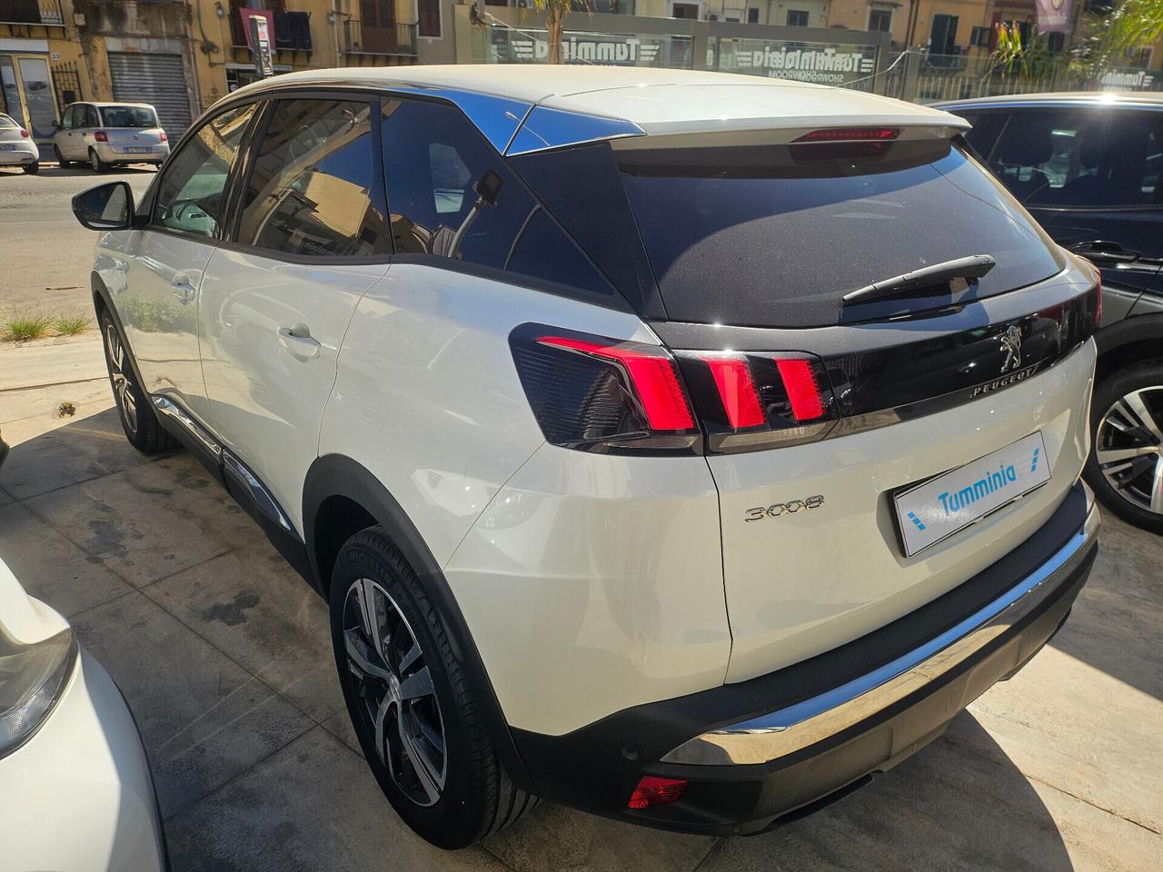 Peugeot 3008 BlueHDi 130 EAT8 Allure Pack 04/2023