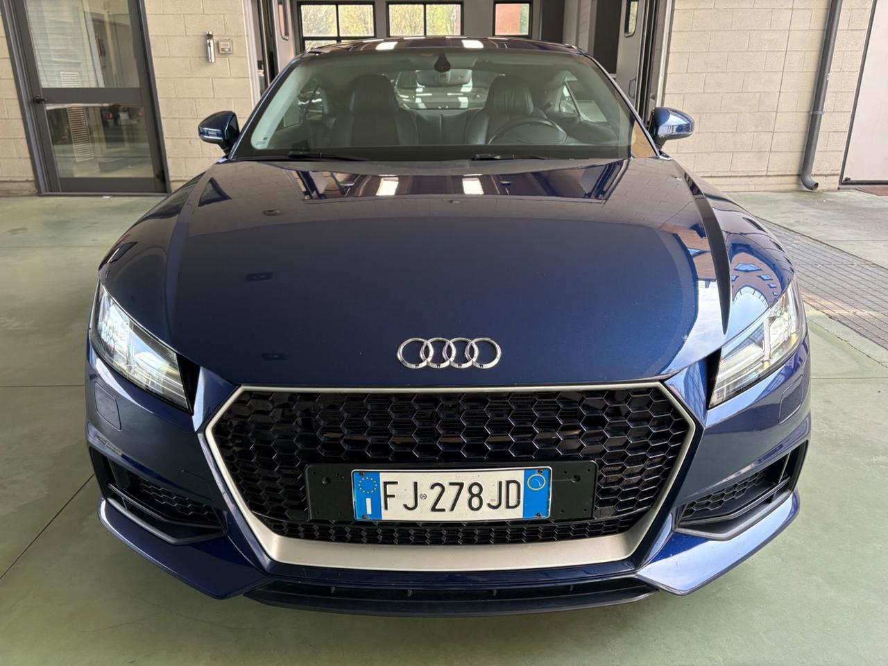 Audi TT Coupé 2.0 TDI ultra S line