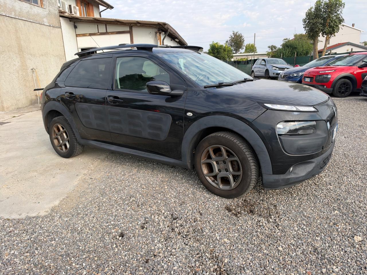 Citroen C4 Cactus PureTech 82 Shine