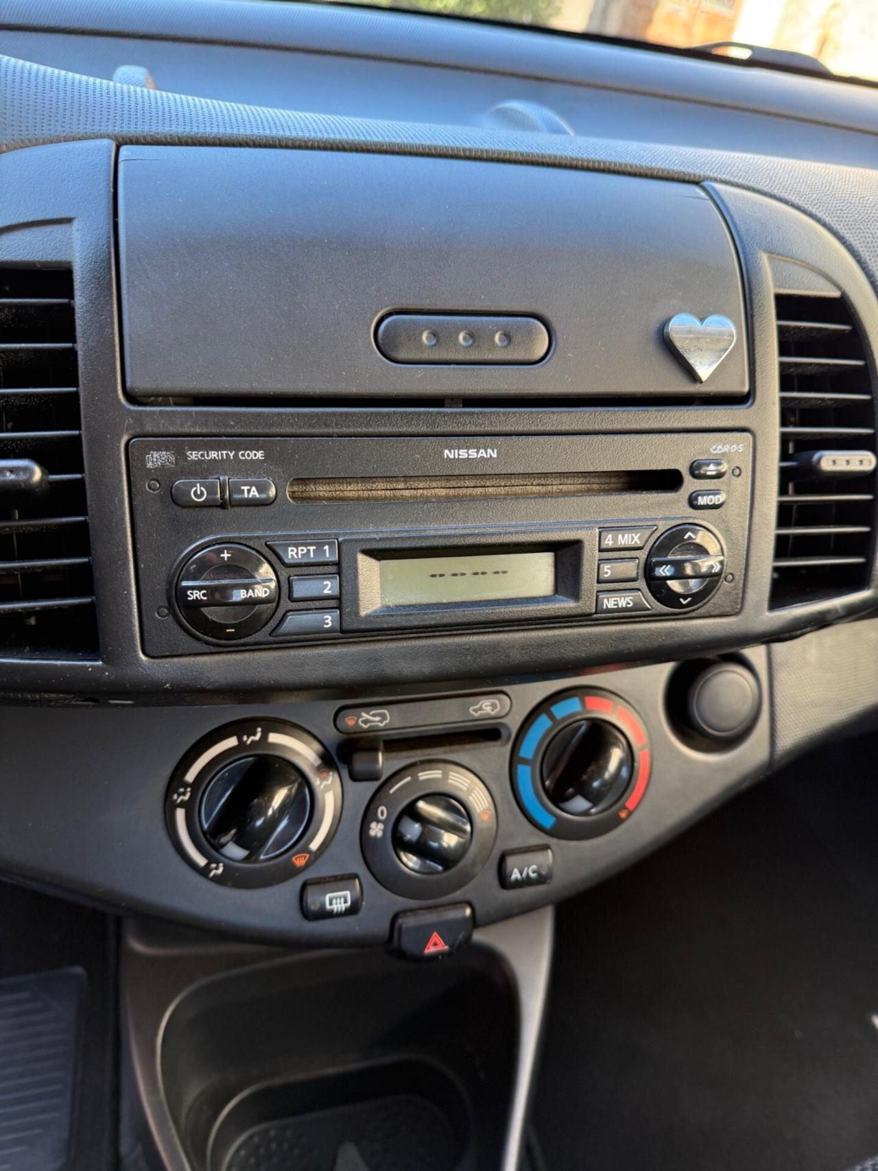 Nissan Micra 1.6 16V 5 porte Active Luxury