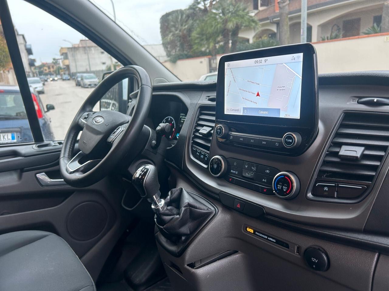 Ford Transit Custom 320 2.0 EcoBlue Hybrid 130 PC Combi Trend