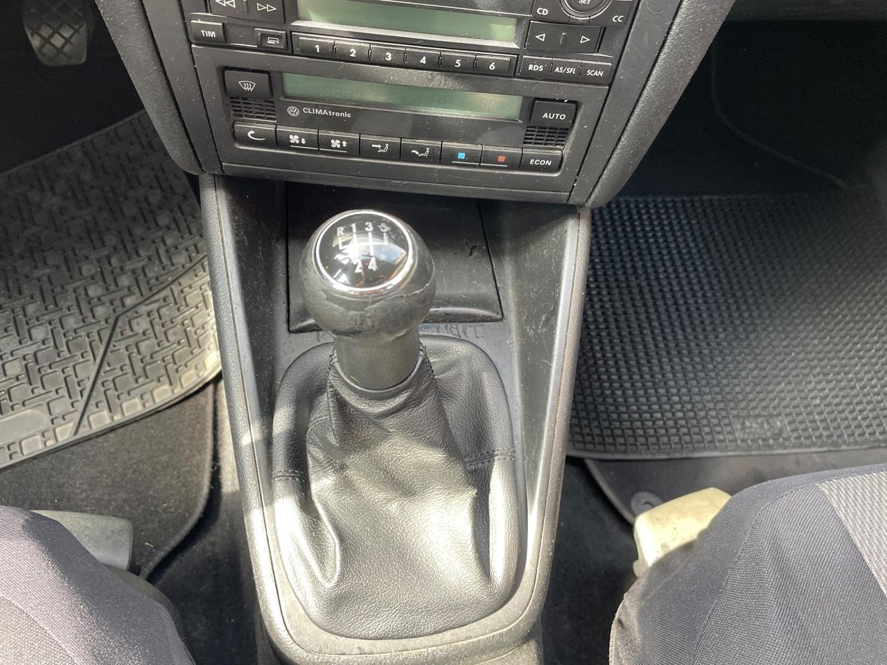 VW Golf Variant 1.6 16V Highline/1PROP/GARANZIA