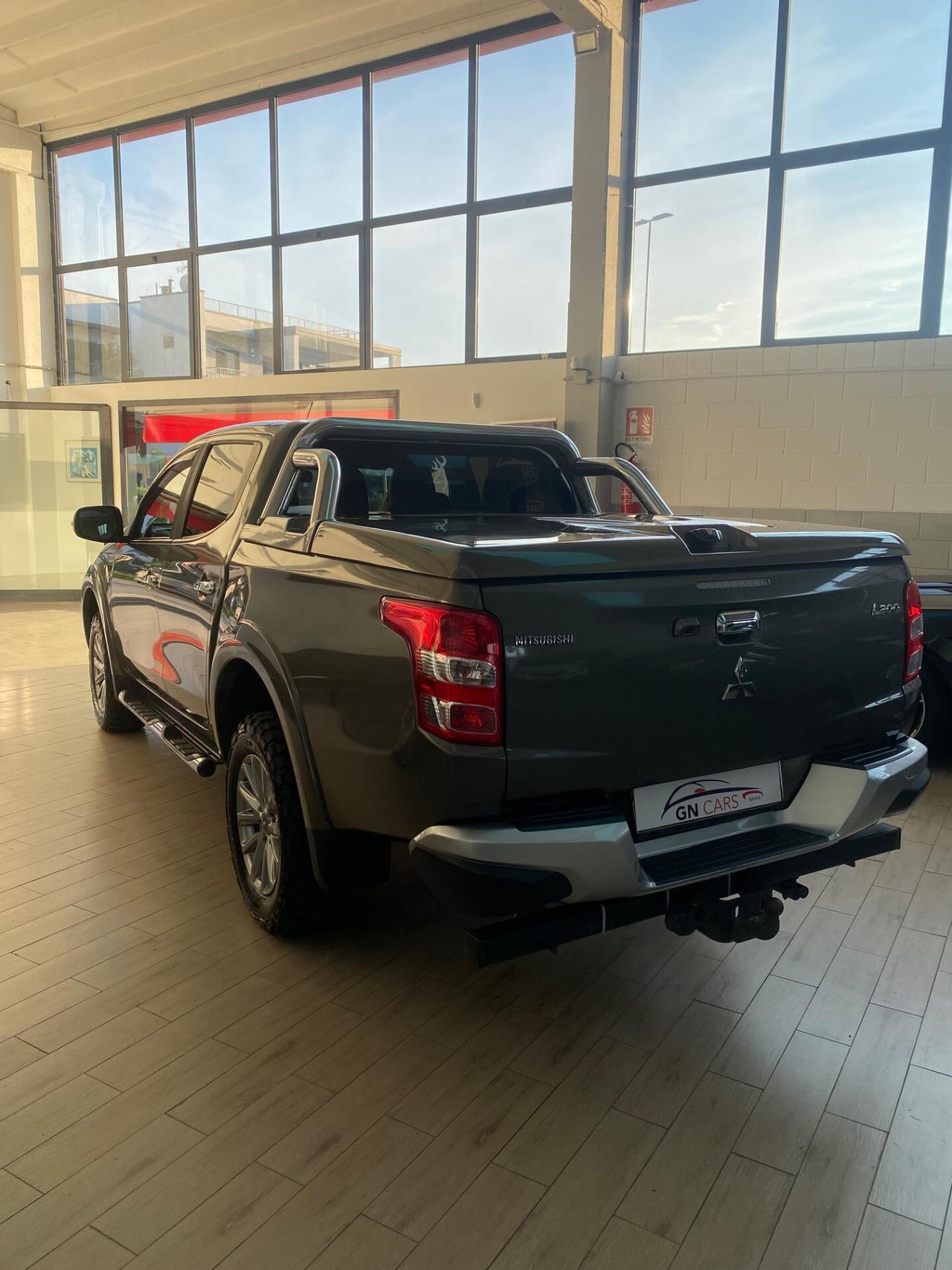 Mitsubishi L200 Doppia cabina 2.4 DI-D 4WD Intense