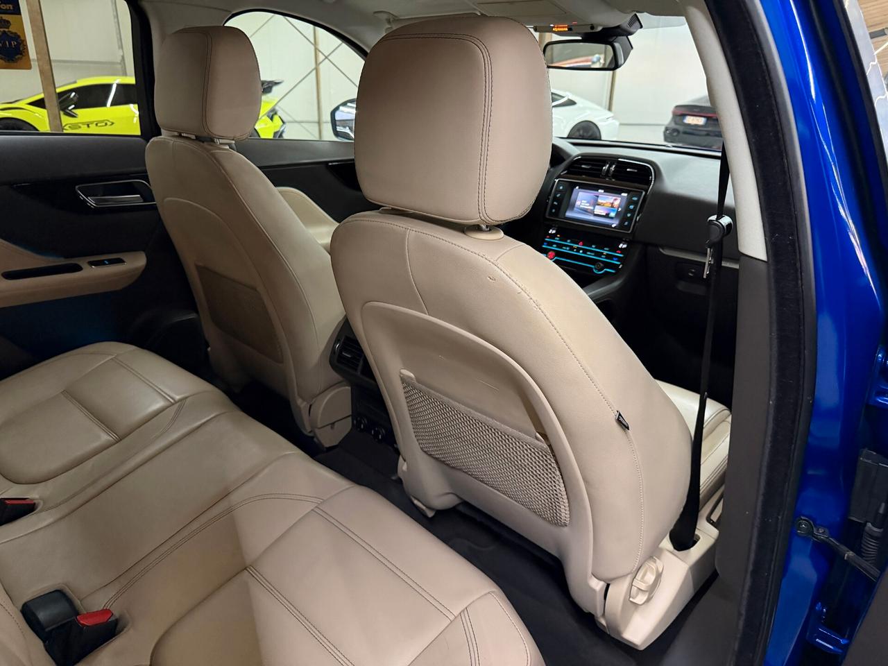Jaguar F-Pace 2.0 D 180 CV - 24 MESI DI GARANZIA