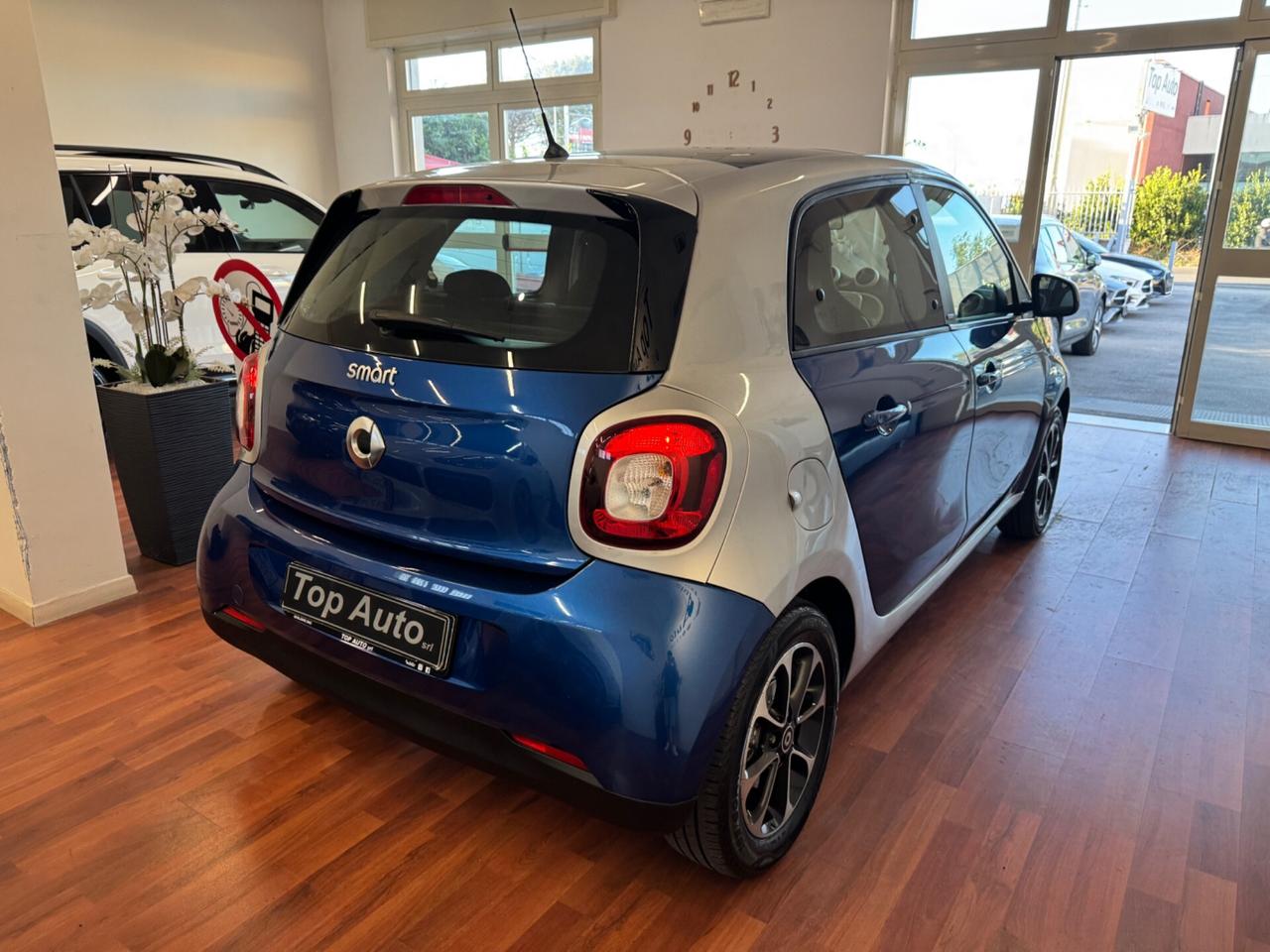 SMART FORFOUR 70 1.0 PASSION