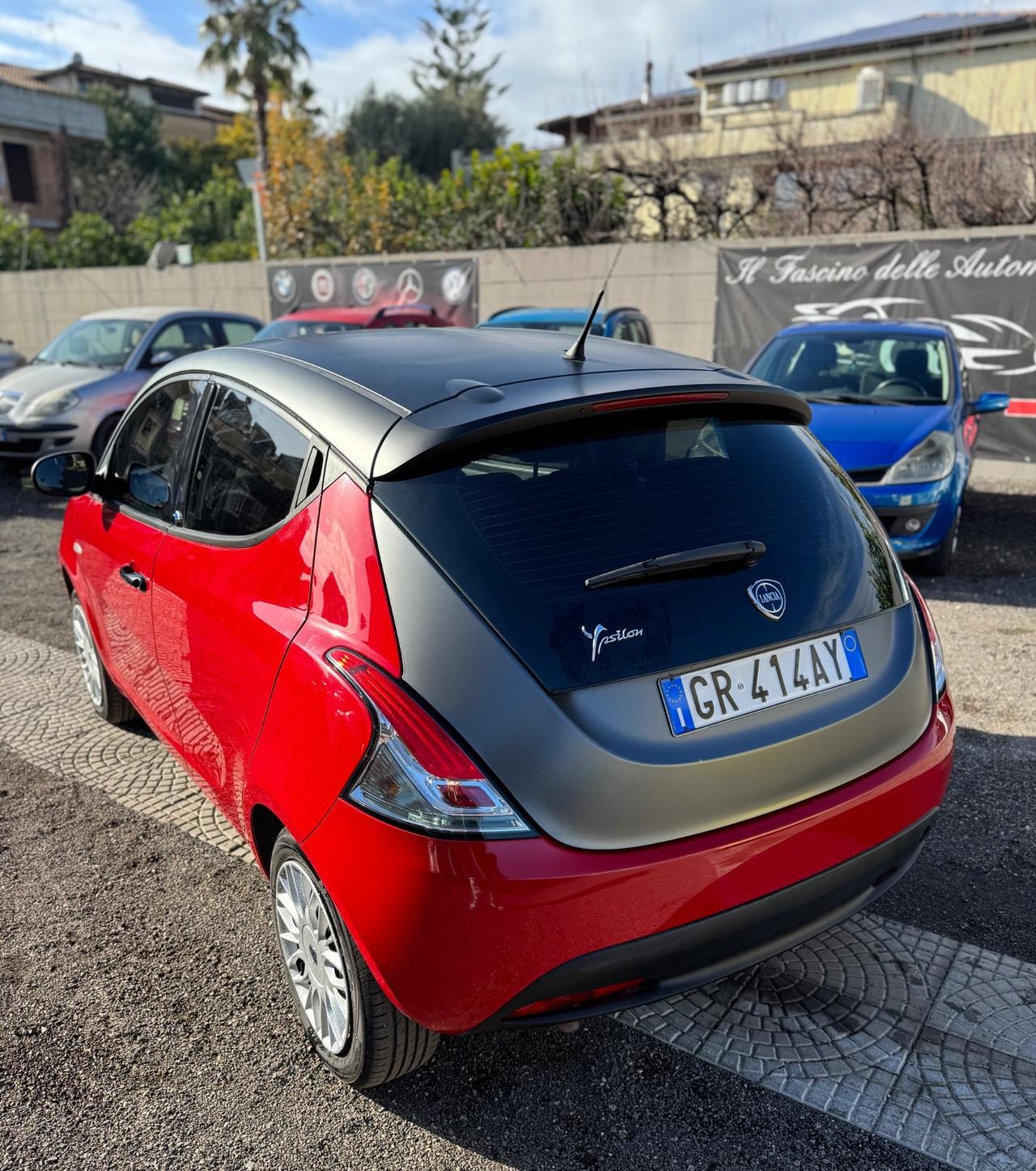 Lancia Ypsilon 1.2 69 CV 5 porte S&S Platinum