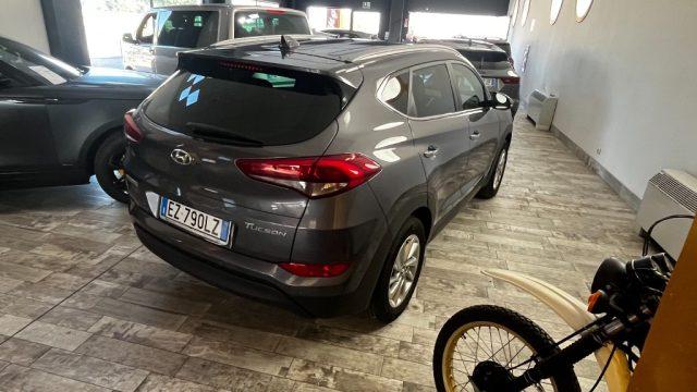 HYUNDAI Tucson 1.7 CRDi Comfort- DOPPIO TRENO DI GOMME
