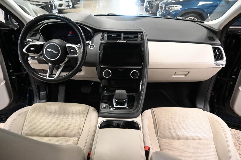 Jaguar E-Pace 2.0D I4 163CV AUTO AWD SE ( FARI LED - NAVI MIRROR PELLE -)