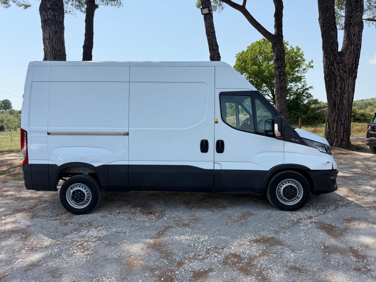 Iveco Daily 35 l2h2