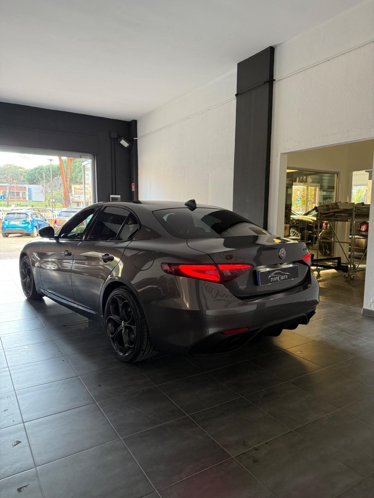 Alfa Romeo Giulia 2.2 Turbodiesel 210 CV AT8 AWD Q4 Veloce