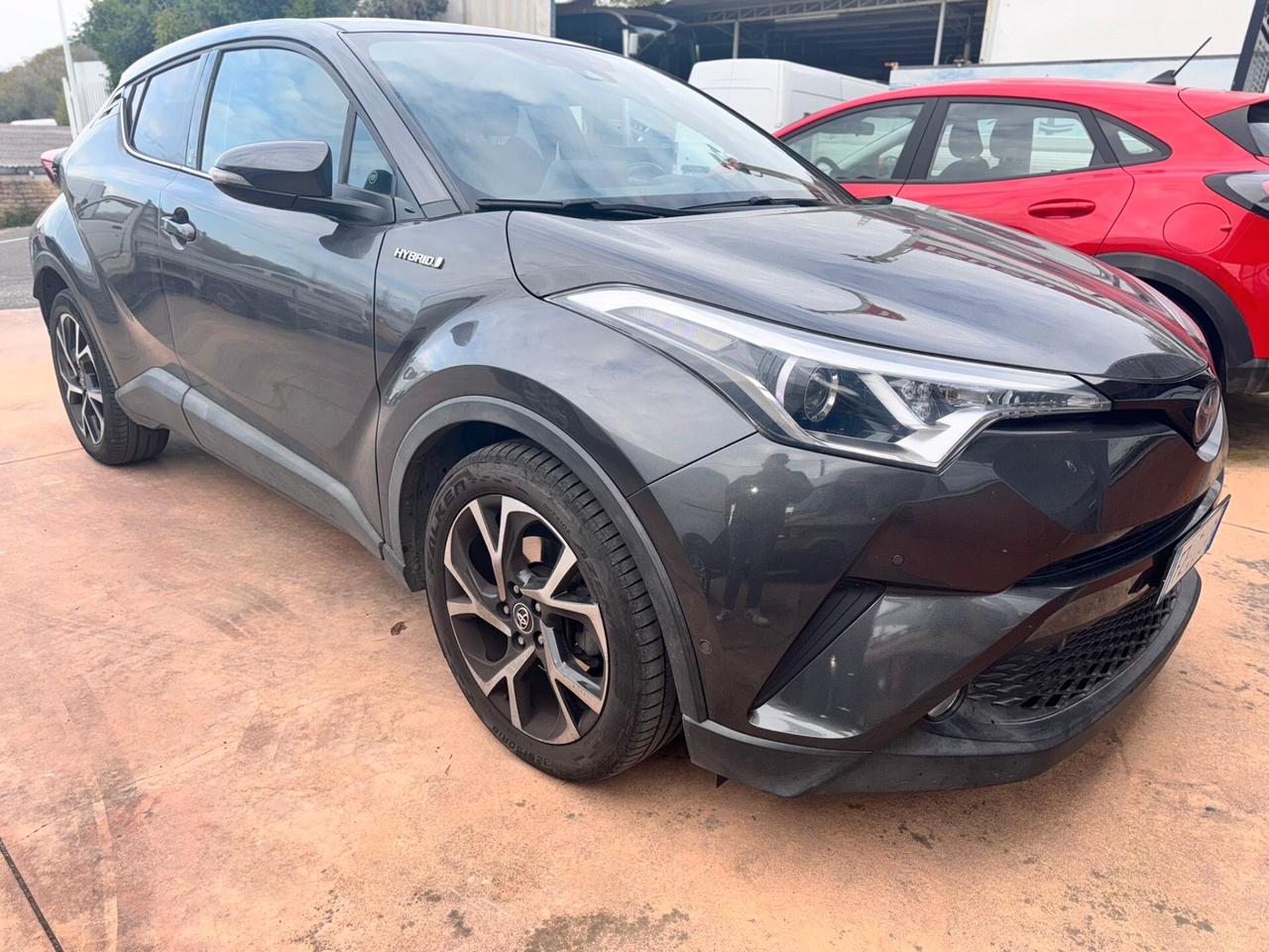 Toyota C-HR 1.8 Hybrid E-CVT