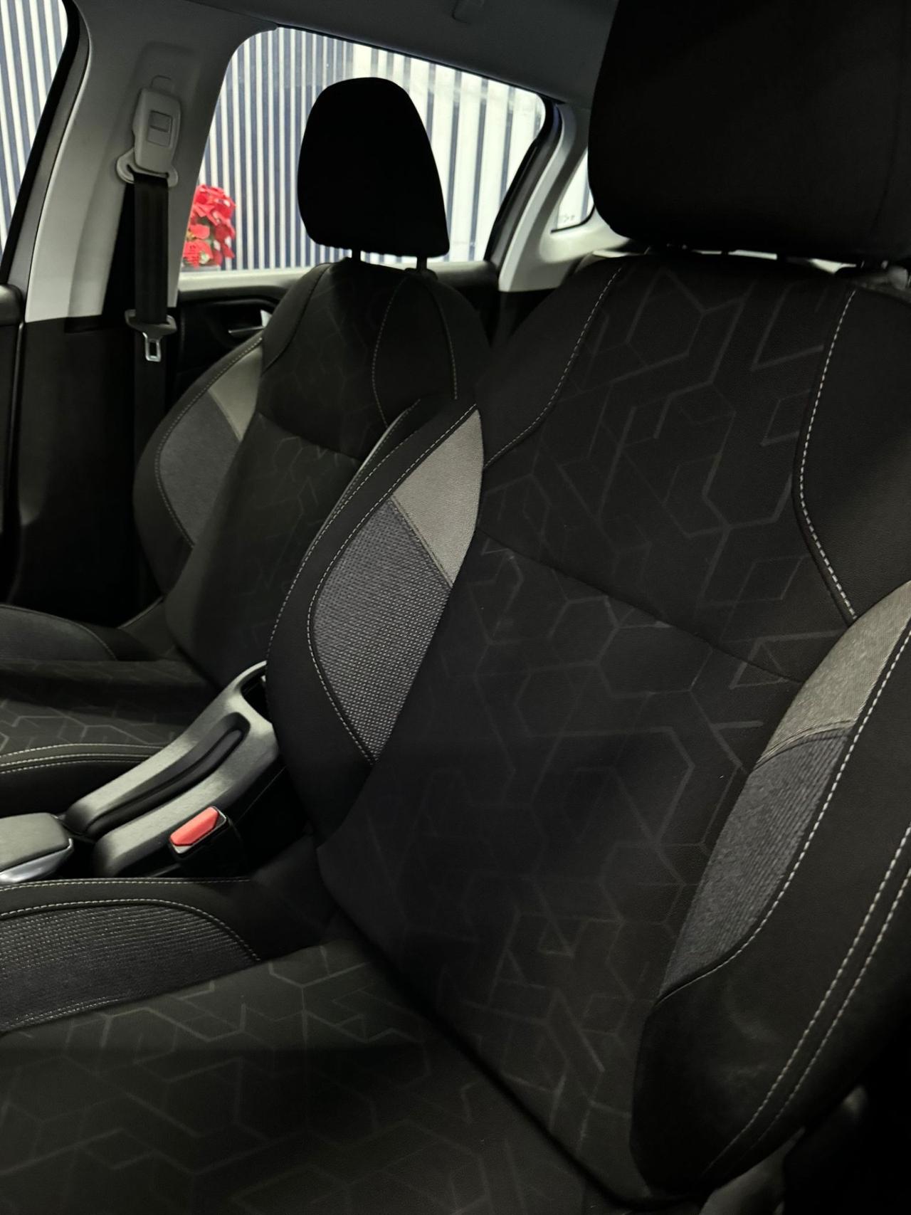 Peugeot 2008 PureTech 82 Access